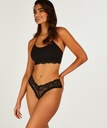 Nasila V-Shape Brazilian - Black