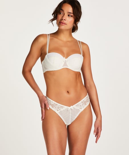 Catrin Brazilian - White