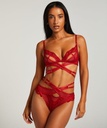 String Pleasure - Rouge